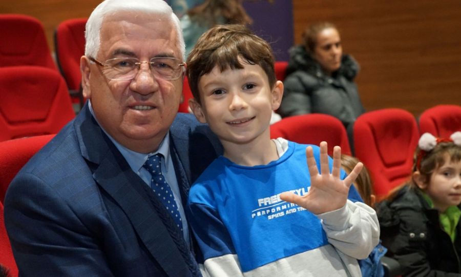 Ergene Belediyesi�nden ��rencilere karne hediyesi �Sinema G�nleri�