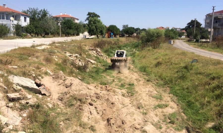 Velimee Mahallesinde Dere Islah almas