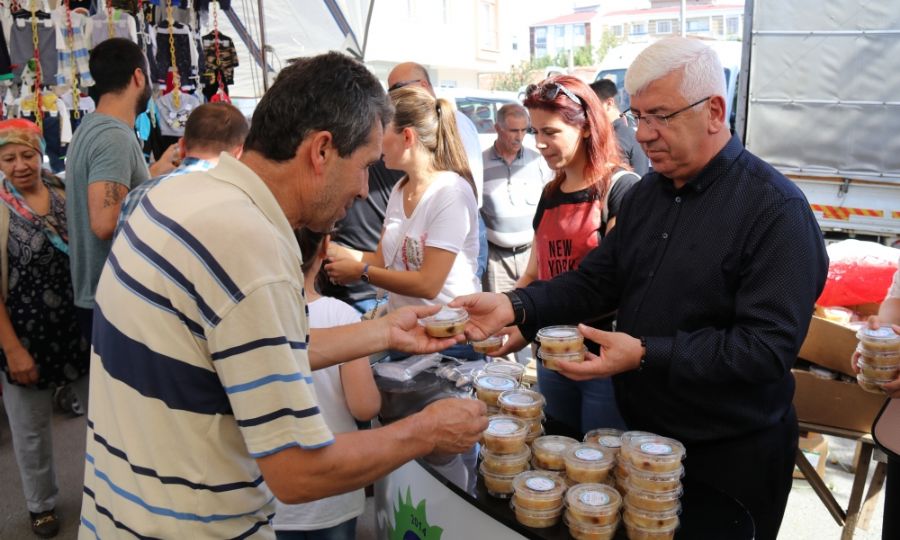 Bakan Yksel Vatandalara Aure kram Etti