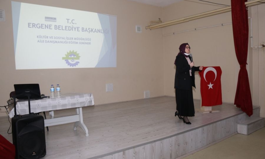 Ergene Belediyesi Tarafndan rencilere Seminer Verildi