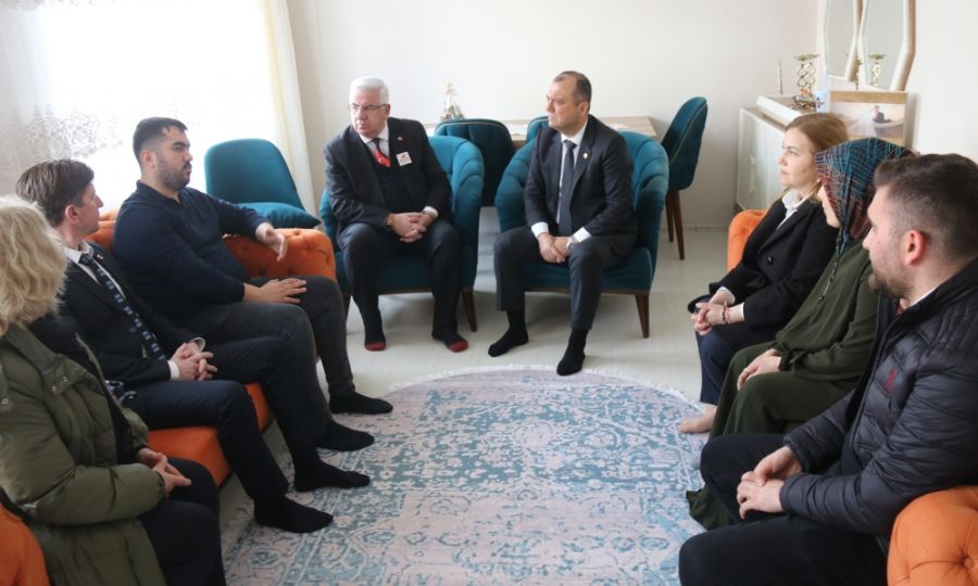 Ergene Belediye Bakan Rasim Yksel, Afetzede Ailelerimizi Yalnz Brakmyoruz
