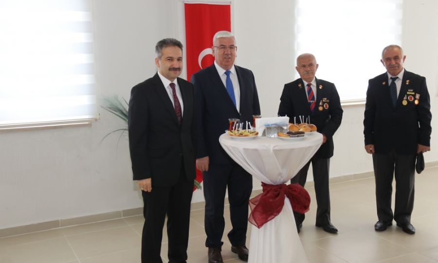 Bakan Rasim Yksel Kaymakamlkta Dzenlenen Bayramlama Programna Katld