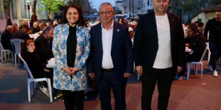 Sayn Bakanmz Ergene Trabzonlular Derneinin ftarna Katld
