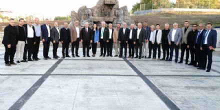 Bakanlar Albayrak ve Yksel Ergeneli muhtarlarla bulutu