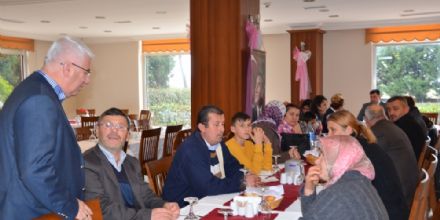 Bakan Ykselden ehit ve Gazi Ailelerine Kahvalt