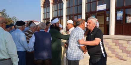 Bakan Ykselin Ailesi Hac Yolunda