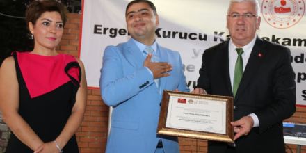 Ergene Belediye Ba�kan�m�z Rasim Y�ksel Kaymakam K�z�ltoprak��n Veda Yeme�ine Kat�ld�