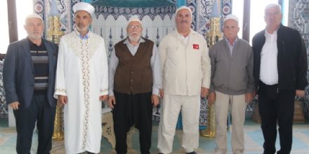 Ergene Belediye Bakan Rasim Yksel Hac Adaylarnn Kutsal Topraklara Uurlad