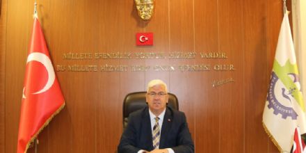 Yeni Y�l�n Herkese Sa�l�k ve Mutluluk Dolu G�nler Getirmesini Diliyorum