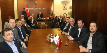 CHP �l Ba�kan� ve �l Y�neticileri Ba�kan Y�ksel�e �Hay�rl� Olsun� Ziyaretinde Bulundu