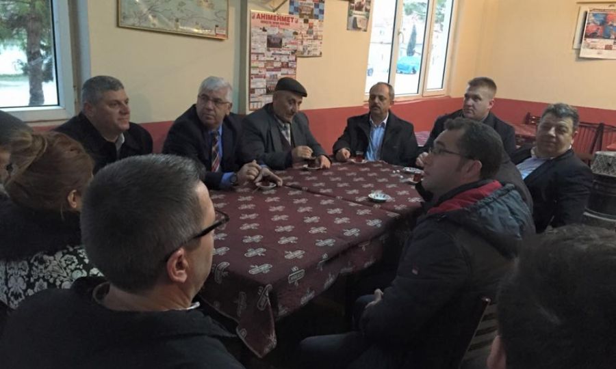 Bakan Yksel Mahalle Ziyaretlerine Devam Ediyor