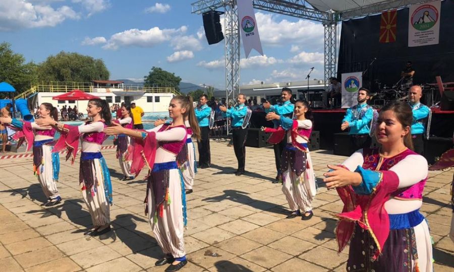 Belediyemizin Halk Oyunlar Topluluu Makedonyada lkemizi Temsil Etti