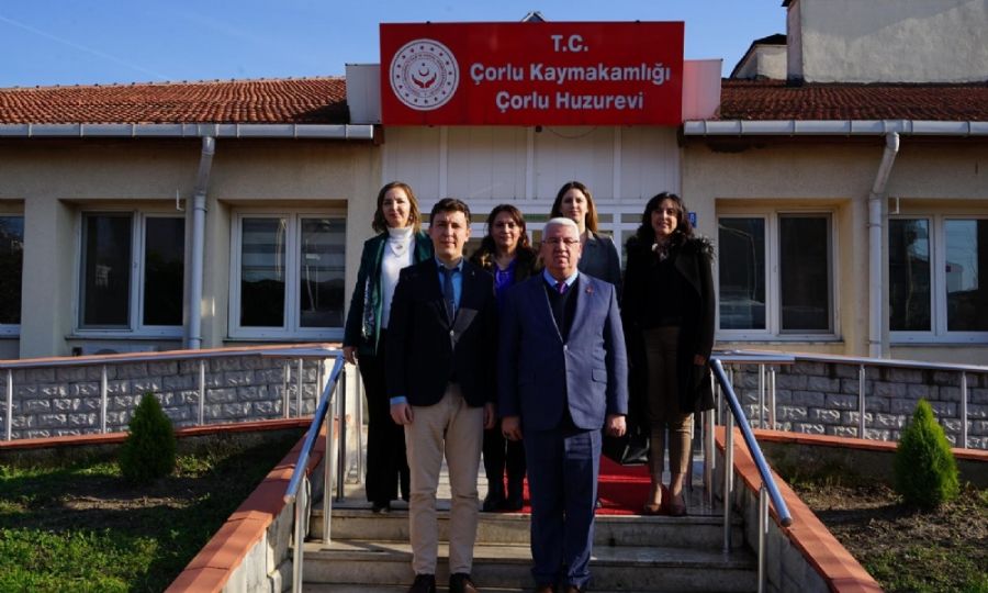 Bakan Yksel Gelenei Bozmad Yallar Yalnz Brakmad