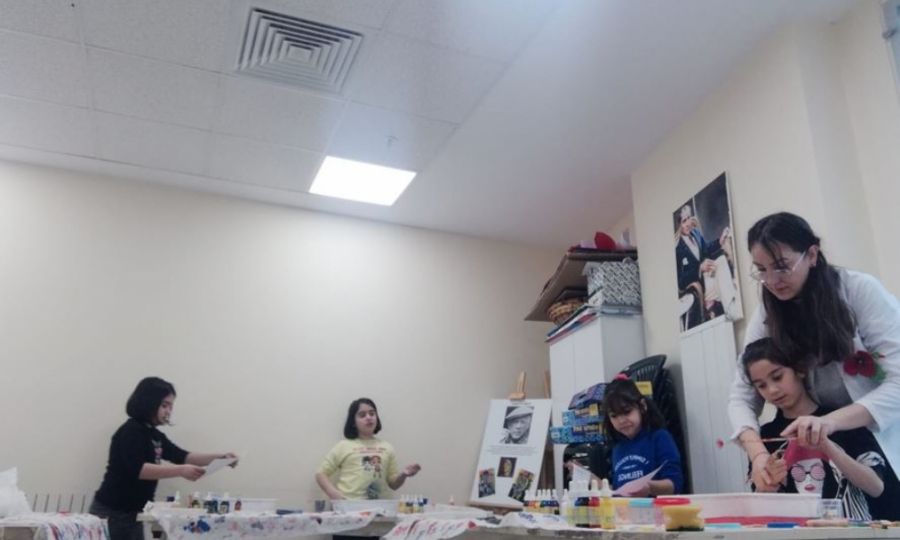 Ergene Belediyesinin Ebru Sanat� Kursunda K���kler Hayal G��lerini Geli�tiriyor