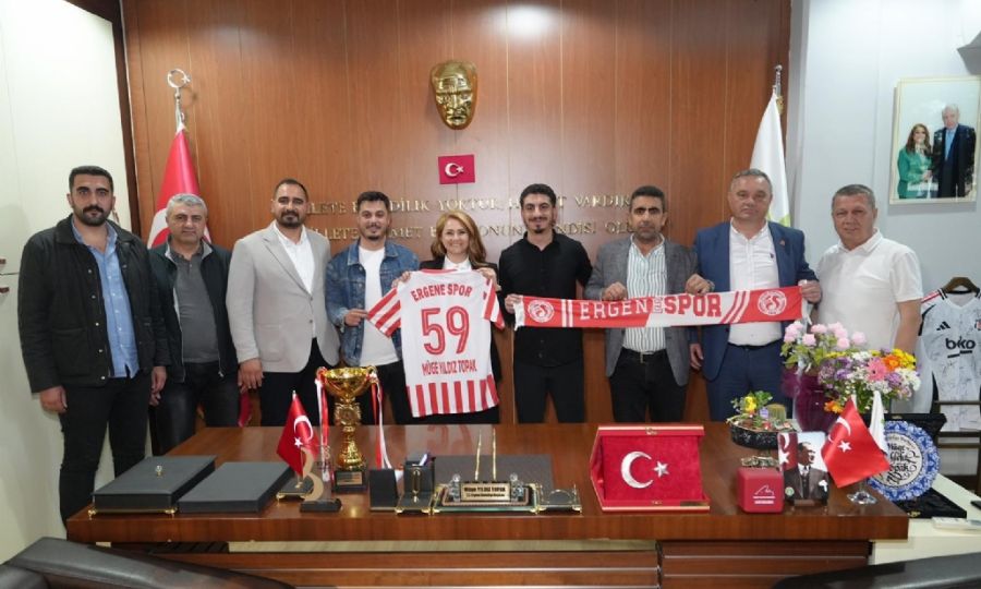 ERGENESPOR�DAN BA�KANIMIZ SAYIN M�GE YILDIZ TOPAK�A Z�YARET