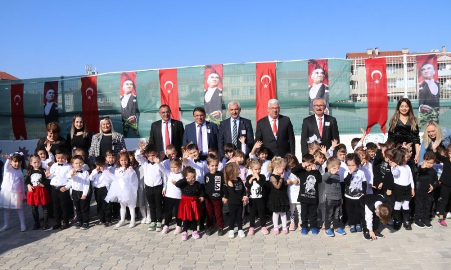 Beren Bebek �ocuk Akademisi ��rencileri Atas�n� And�