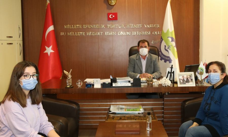 Bakan Vekili Salih Tknas Baarl renciyi Tebrik Etti