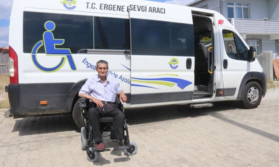 Sevgi kenti Ergenemizde halkmzn yanndayz