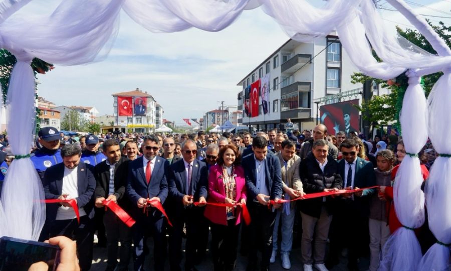 Ergenemizde Cumhuriyet Mahallesi Halk Pazar Al Program Dzenlendi