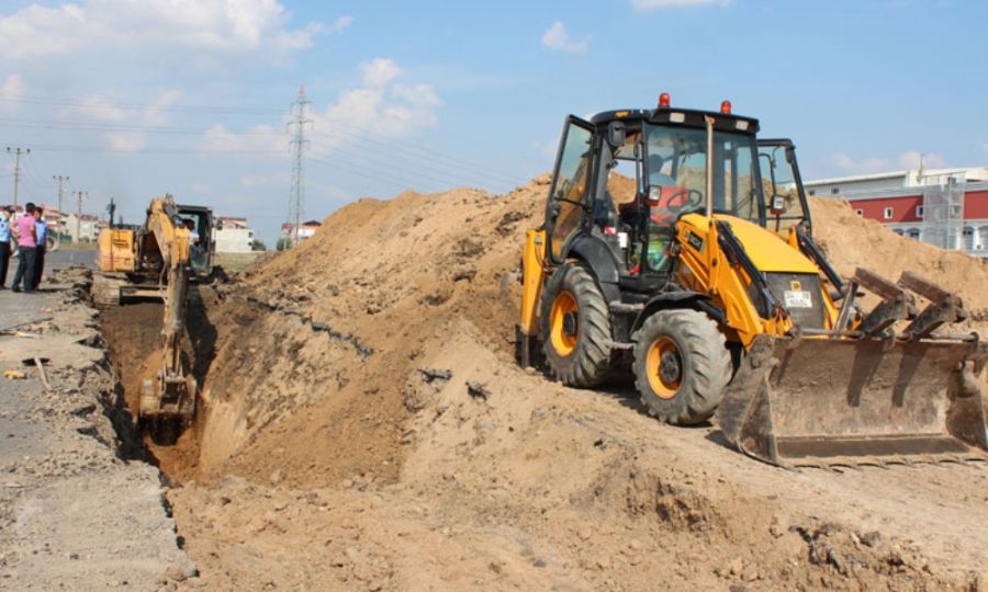 Yeiltepe Mahallesinde Kanalizasyon almas