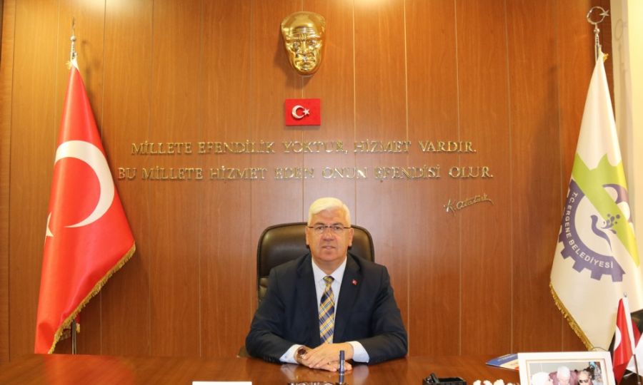 Yeni Yılın Herkese Sağlık ve Mutluluk Dolu Günler Getirmesini Diliyorum