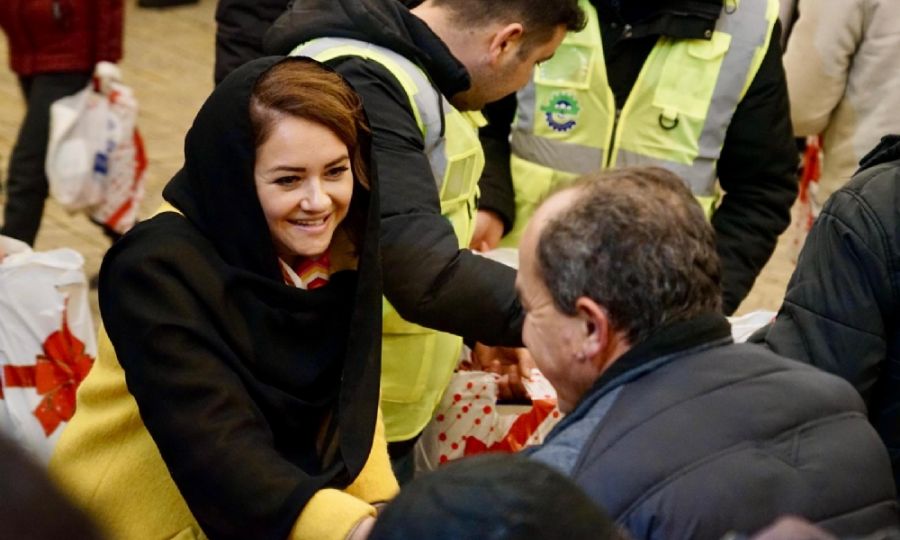 Belediye Başkan´ımız Sayın Müge Yıldız Topak Vatandaşlarımızın Regaip Kandilini Kutladı